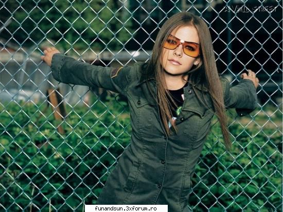 Avril Lavigne - MaryLu - Vedete!