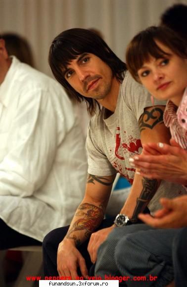 Red Hot Chili Peppers - iti plac si tie?te-ai duce la concertul lor dak - Vedete!
