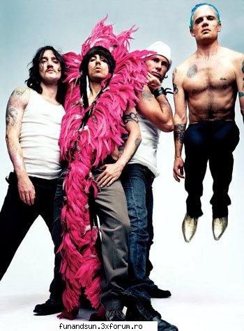 cu rhcp.si vreti sa vb cu mn intrati pe vedete